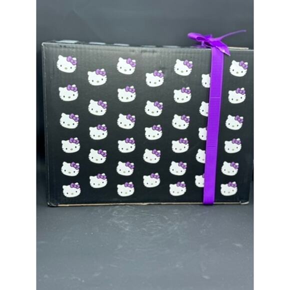 Hello Kitty Boxed set of Mug & Figurine Purple Costume & Black Cat Costume - Picture 4 of 5